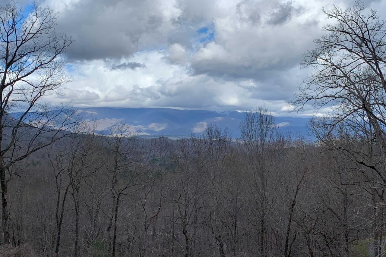 Cozy Cabin With Hot Tub And Smoky Mountain Views! Villa Bryson City Exterior photo